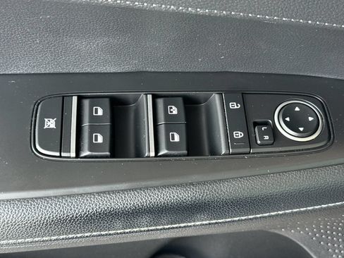 Certified 2023 Kia Forte GT-Line FWD image 14