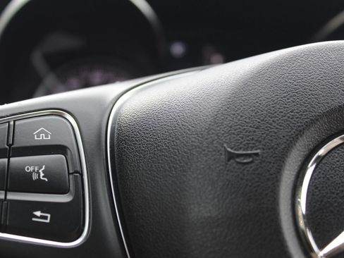 Used 2018 Mercedes-Benz C 300 C 300 4MATIC Sedan 4D image 26