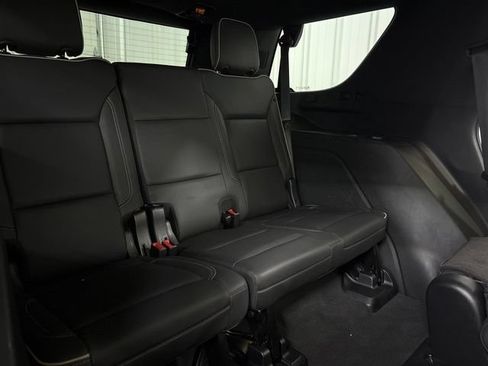 Used 2023 GMC Yukon SLT AWD/4WD image 20