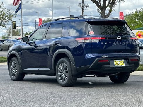 New 2026 Nissan Pathfinder SV AWD/4WD image 6