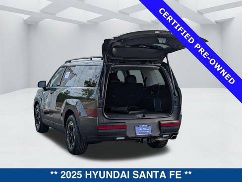 Used 2025 Hyundai Santa Fe SEL FWD image 13
