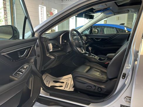 Used 2025 Subaru Outback Touring w/ Popular Package #2 AWD/4WD image 7