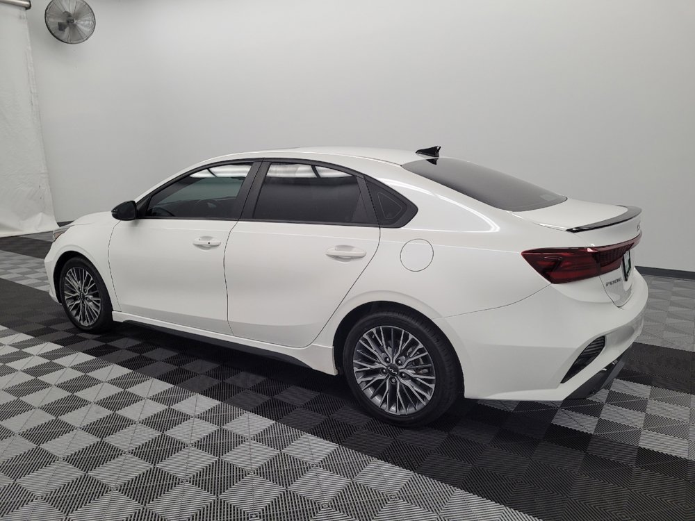 Used 2024 Kia Forte GT-Line w/ GT-Line Premium Package FWD image 3