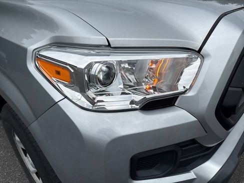 Used 2023 Toyota Tacoma SR AWD/4WD image 12