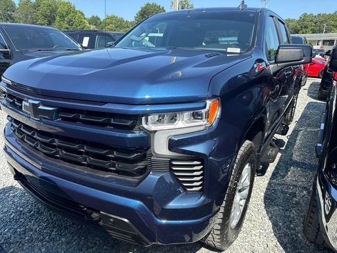 Used 2022 Chevrolet Silverado 1500 RST w/ Z71 Off-Road Package AWD/4WD image 1