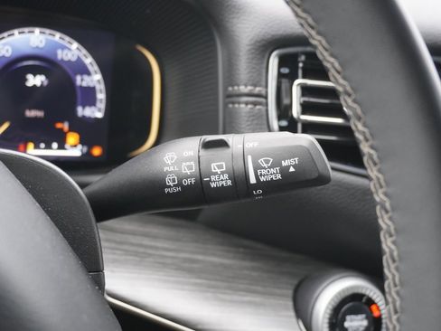 Used 2024 Jeep Wagoneer Series III image 21