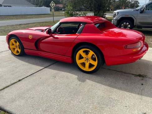 Used 1996 Dodge Viper RT/10 image 5