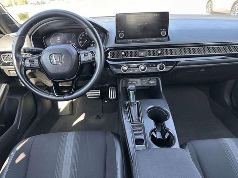 Used 2023 Honda Civic Sport image 13