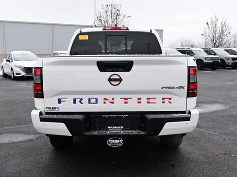 Certified 2022 Nissan Frontier PRO-4X image 7