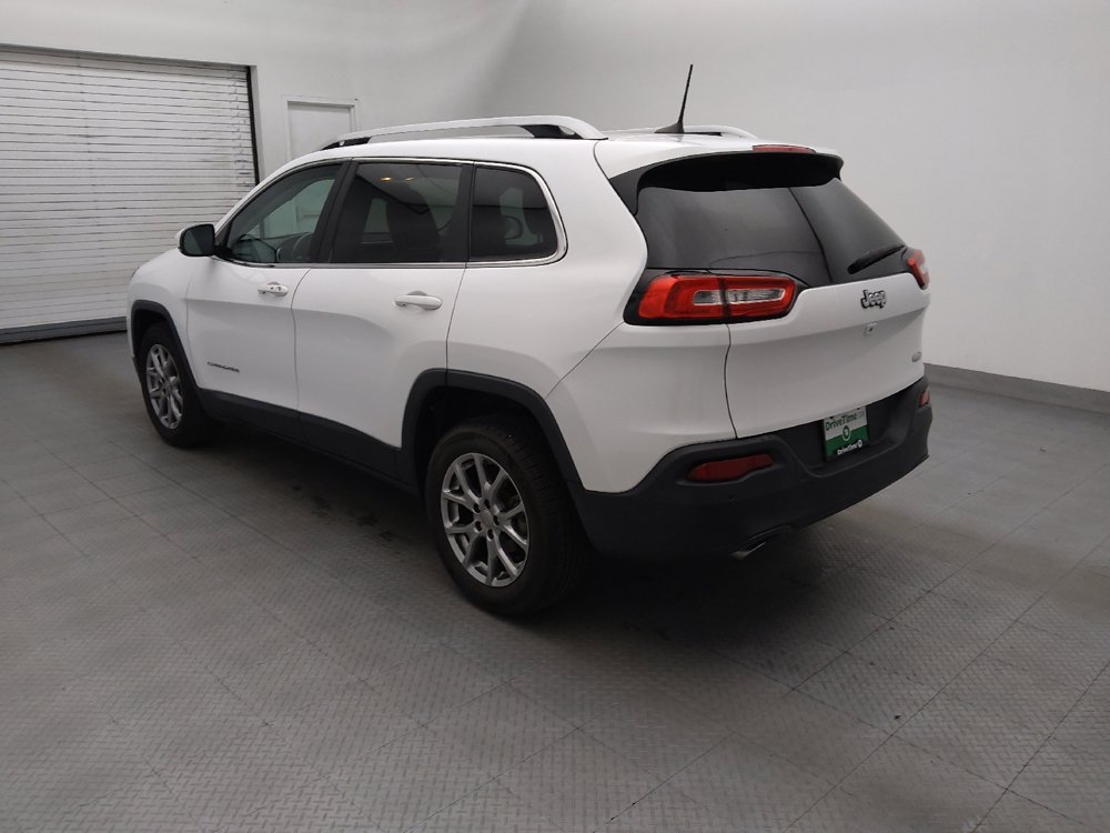 Used 2018 Jeep Cherokee Latitude Plus FWD image 5