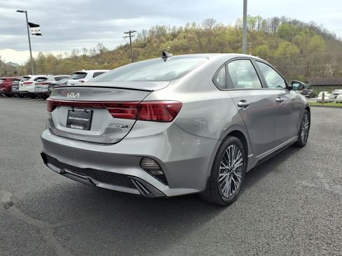 Used 2024 Kia Forte GT-Line w/ GT-Line Premium Package image 8