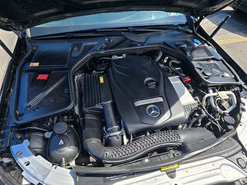 Used 2015 Mercedes-Benz C 300 4MATIC Sedan image 33
