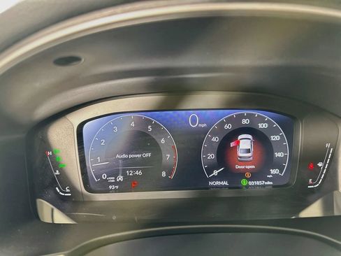 Certified 2024 Honda Civic Touring image 12