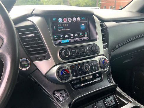 Used 2016 Chevrolet Tahoe LTZ AWD/4WD image 7