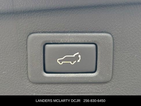 Used 2019 Subaru Outback 2.5i Limited image 18