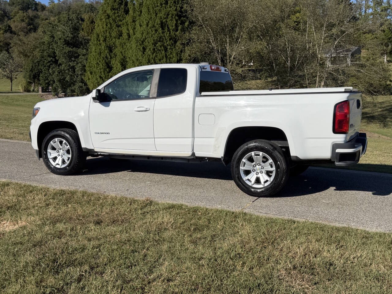 Used 2021 Chevrolet Colorado LT w/ Fleet Safety Package RWD image 5