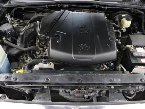 Used 2015 Toyota Tacoma PreRunner image 33