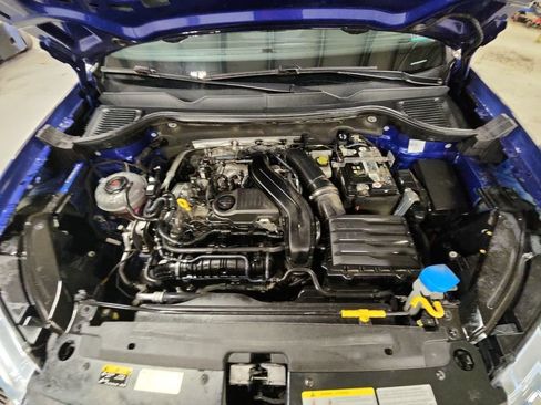Used 2022 Volkswagen Taos SE AWD/4WD image 28