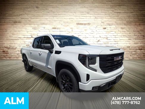 Used 2023 GMC Sierra 1500 Elevation AWD/4WD image 17