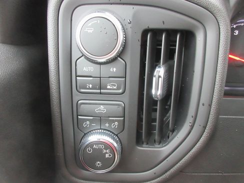 New 2026 GMC Sierra 1500 Pro w/ Pro Value Package image 17