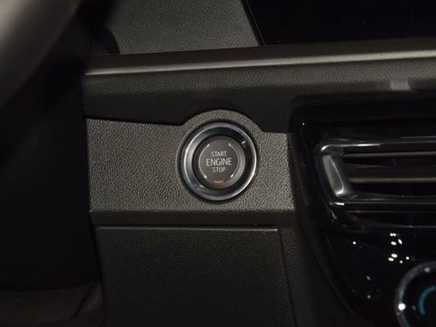 New 2026 Chevrolet Traverse LT w/ Driver Confidence Package FWD image 34