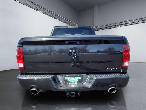 Used 2017 RAM 1500 Express w/ Black Ram 1500 Express Group image 6