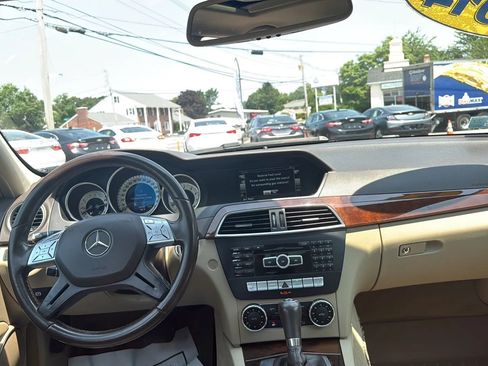 Used 2014 Mercedes-Benz C 300 4MATIC Sedan image 20