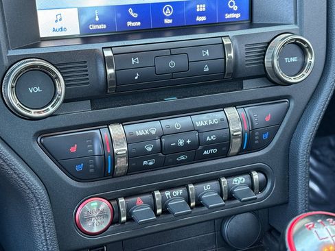 Used 2020 Ford Mustang Shelby GT350 w/ Technology Package image 19