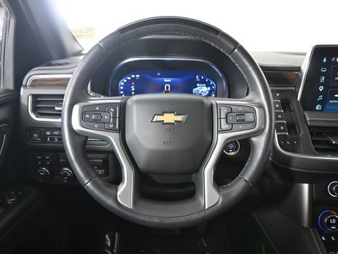 Used 2023 Chevrolet Suburban Premier w/ Advanced Technology Package AWD/4WD image 37