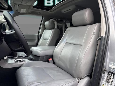 Used 2013 Toyota Sequoia Limited AWD/4WD image 43