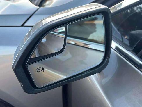 Used 2015 Lincoln MKZ AWD w/ Equipment Group 101A Select image 11