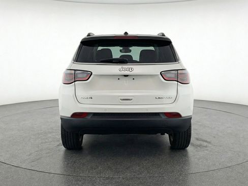 Used 2025 Jeep Compass Limited AWD/4WD image 7