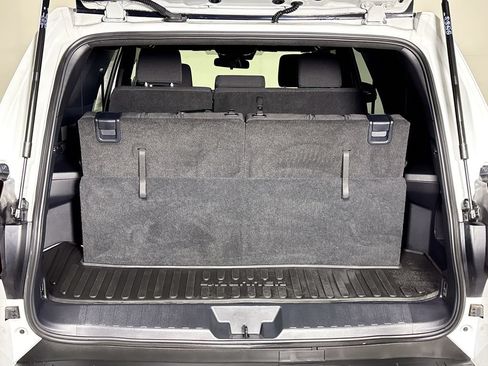 Used 2025 Toyota 4Runner SR5 RWD image 20