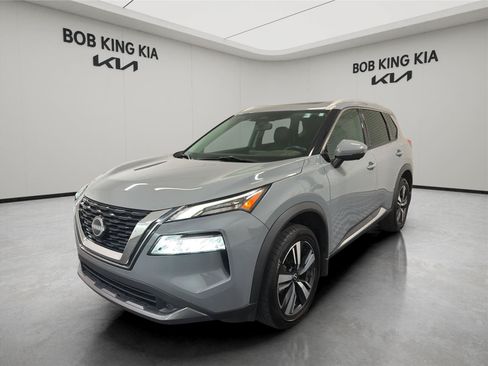 Used 2022 Nissan Rogue SL FWD image 1