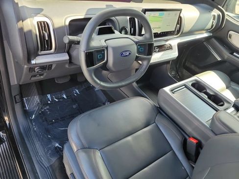 Used 2025 Ford Expedition Max Active AWD/4WD image 15