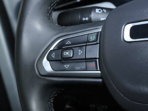 Used 2024 Jeep Compass Latitude AWD/4WD image 22