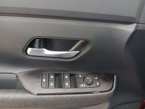 New 2026 Nissan Kicks SV image 14