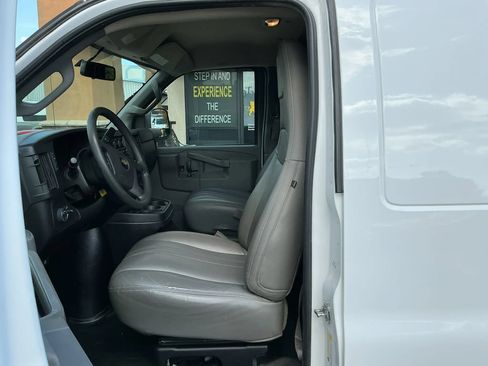 Used 2020 Chevrolet Express 2500 Extended w/ Driver Convenience Package RWD image 9
