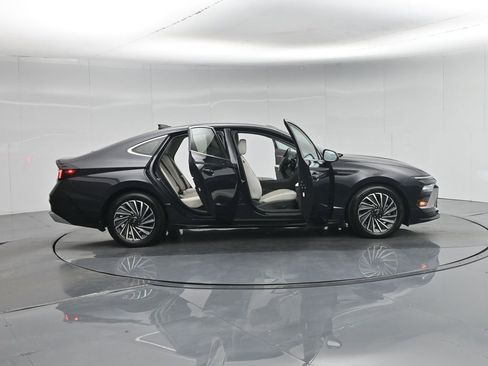 Used 2024 Hyundai Sonata SEL FWD image 5