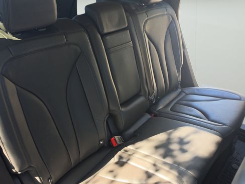 Used 2020 Lincoln Nautilus Reserve FWD image 20