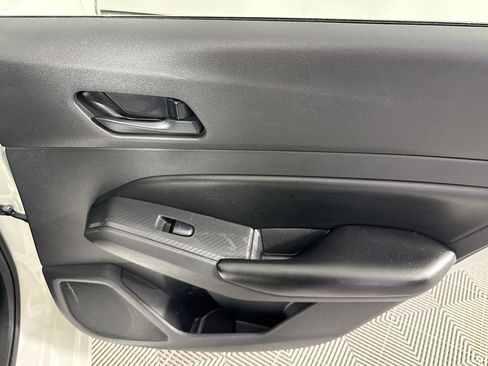Used 2024 Nissan Altima 2.5 S FWD image 27