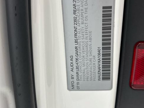Used 2019 Audi A4 2.0T Premium w/ Convenience Package AWD/4WD image 30