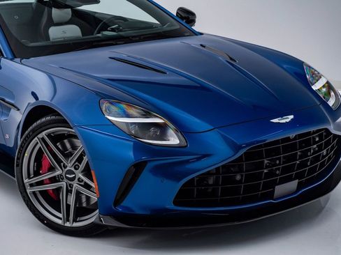 New 2026 Aston Martin V8 Vantage S image 4