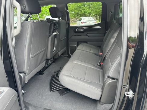 Used 2026 Chevrolet Silverado 1500 LT AWD/4WD image 17
