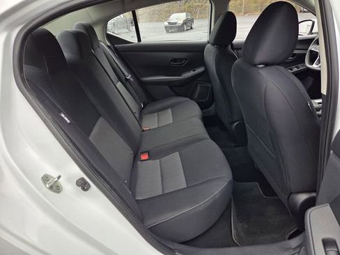 Used 2024 Nissan Sentra SV FWD image 12