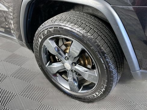Used 2016 Jeep Grand Cherokee Laredo w/ Quick Order Package 23E AWD/4WD image 34