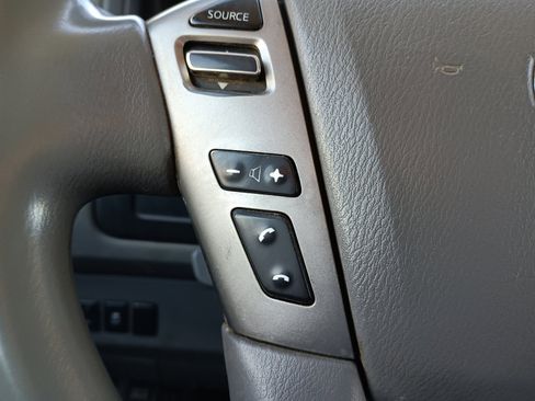 Used 2018 Nissan NV 3500 SL w/ Navigation Package image 19