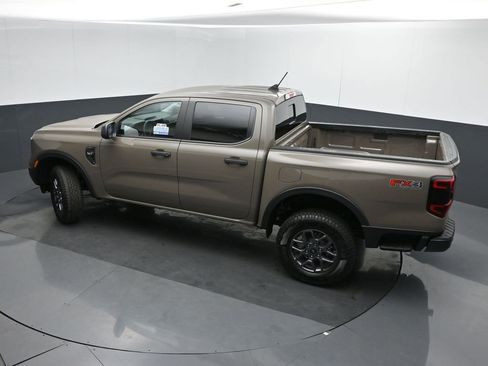 New 2025 Ford Ranger XLT w/ FX4 Off-Road Package image 39