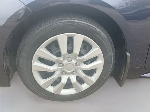 Used 2020 Toyota Corolla LE image 27