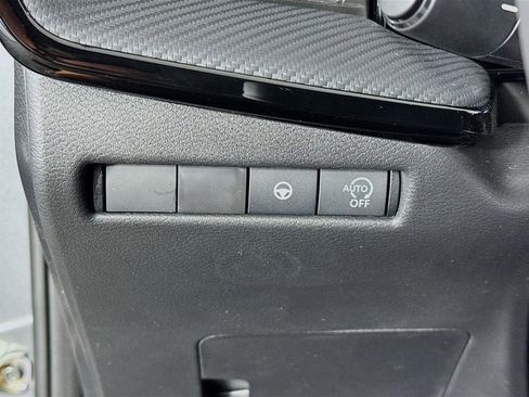 New 2026 Nissan Kicks SR FWD image 10